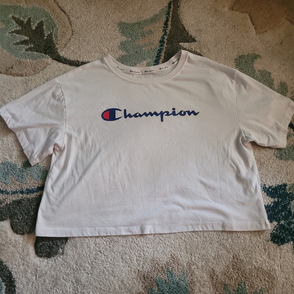 Women's Champion White Cropped Basic Tee Size L